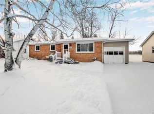 13267 Colonial Woods Dr, Alden, NY 14004