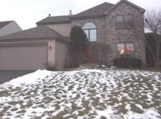 237 Norwich Dr, Bartlett, IL 60103