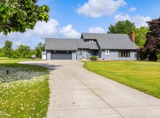 74155 McFadden Rd, Armada, MI 48005