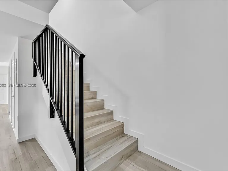155 NW 160th St #Townhouse 2 — Photo 12