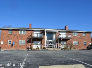 281 Apple Tree Ct APT 8, Columbia, MO 65203