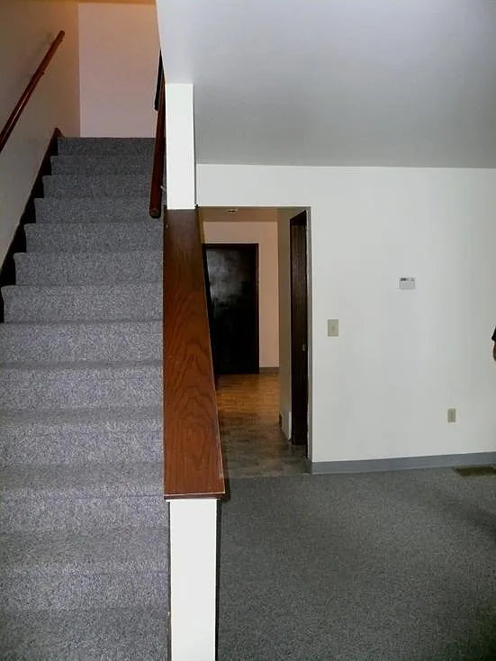 Highland View - Project Based Section 8 Housing — Photo 3