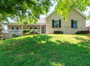 3029 Champions Dr, Maryville, TN 37801
