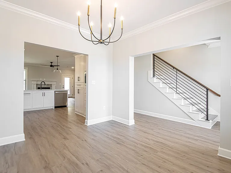 310 Kanis Ridge Dr — Photo 2