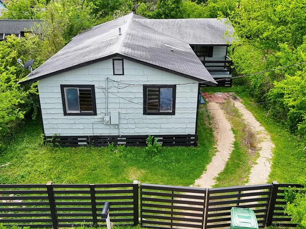 4909 Falls St, Houston, TX 77026