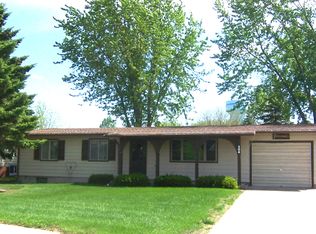 304 Half Moon Rd, Brookings, SD 57006
