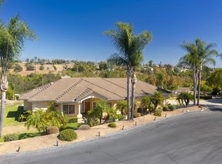 1221 Palomares Ct, Fallbrook, CA 92028