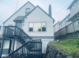 9406 1/2 1st Ave NE #3, Seattle, WA 98115