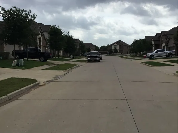 1021 Camphor St, Hickory Creek, TX 75065