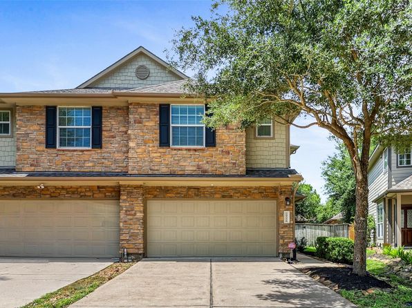 24558 Folkstone Cir