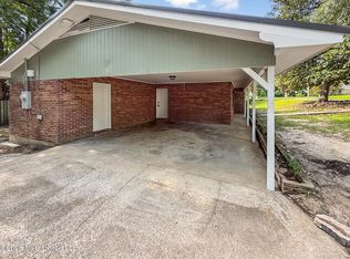 500 West Ave N, McComb, MS 39648
