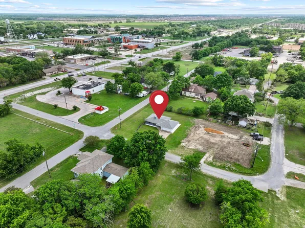 405 W 3rd St, Anna, TX 75409