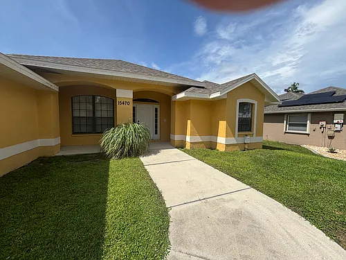 15470 Brainbridge Cir Photo 1