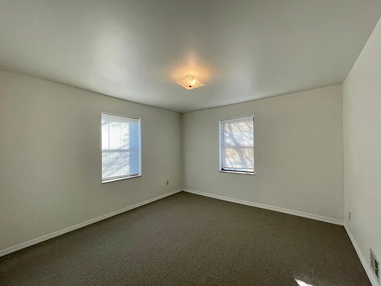 2 Bedroom