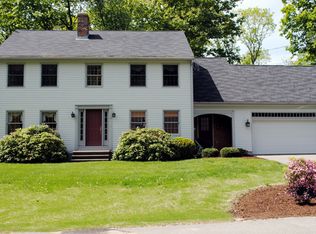 35 Huckleberry Ln, Hampton, NH 03842