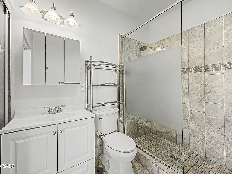 6133 E Mountain View Rd — Photo 47