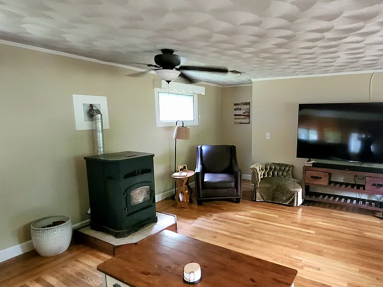 93 Reservoir Rd — Photo 4