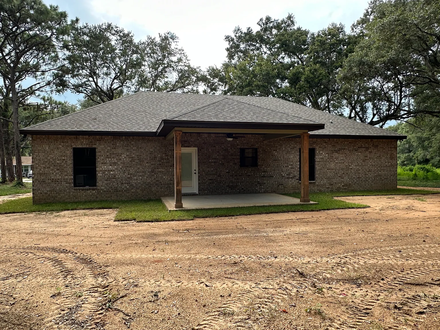 4 bed, 1725 sqft, $2,250 — Photo 3