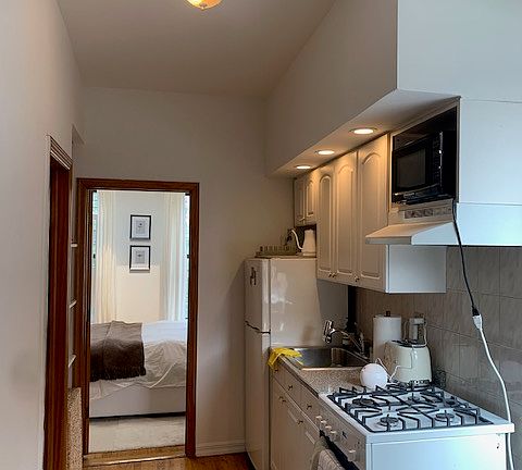 4th image of 203 Bleecker St APT 16