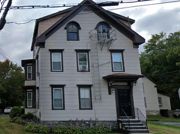 1521 Somerset Ave #2F, Taunton, MA 02780