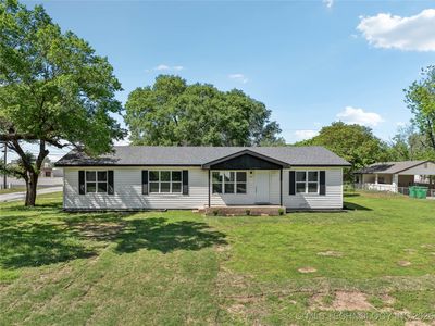8301 E 133rd St S, Bixby, OK, 74008