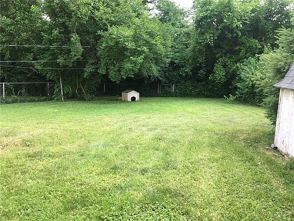 5th image of 3432 Ellen Dr