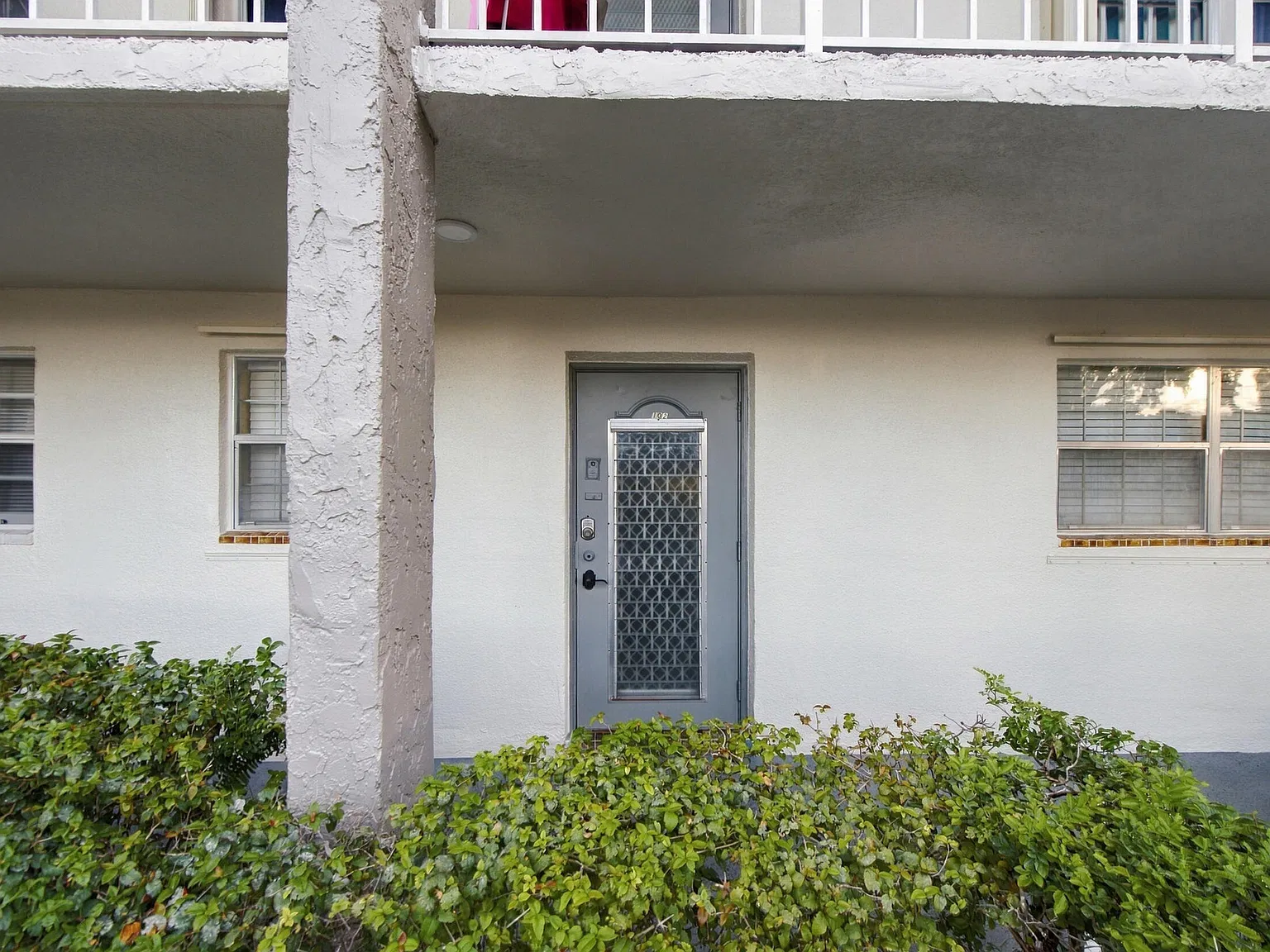 8285 Sunrise Lakes Blvd — Photo 2