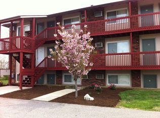 530 Williamsburg Dr APT F, Belleville, IL 62221