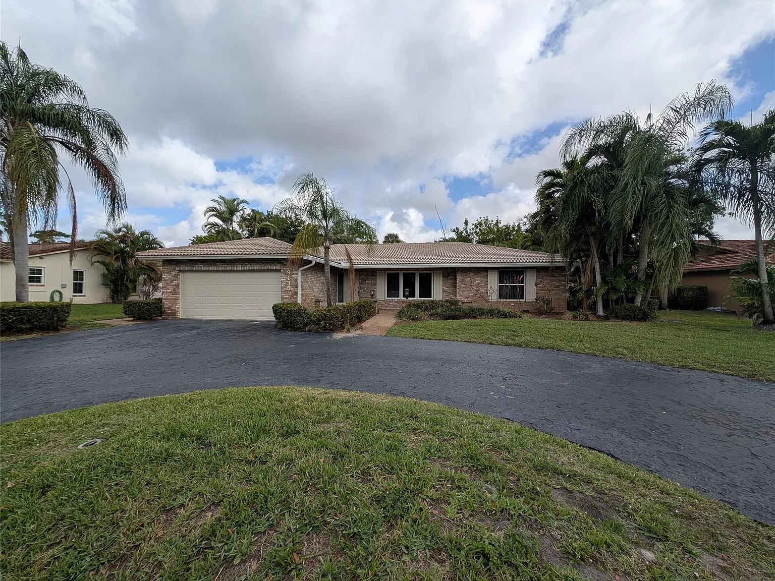 3 bed, 2.0 bath, 2002 sqft, $4,700 — Photo 4