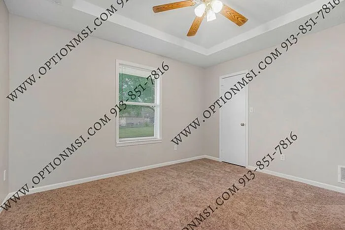 712 Harvey St — Photo 15