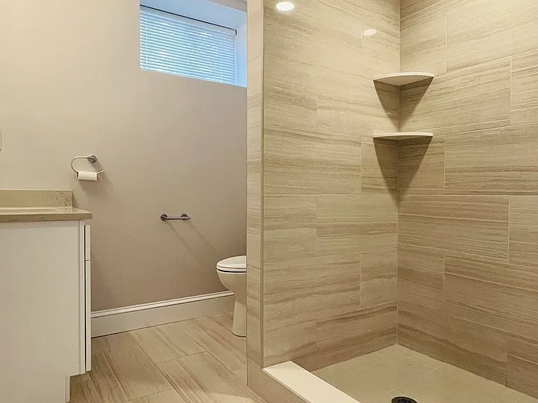 440 Washington St #1 — Photo 10