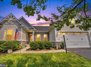 106 Fringetree Ct, Lake Frederick, VA 22630