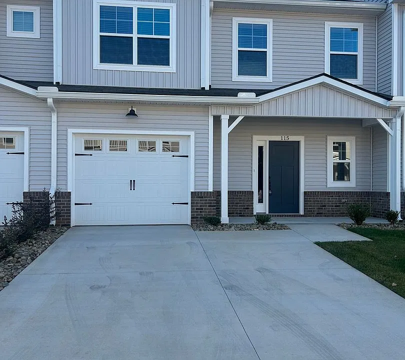 115 Rock Cress Trl