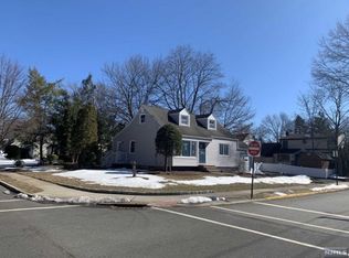 236 Reichelt Rd, New Milford, NJ 07646