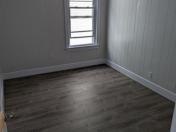 2nd image of 287 Ashley Blvd