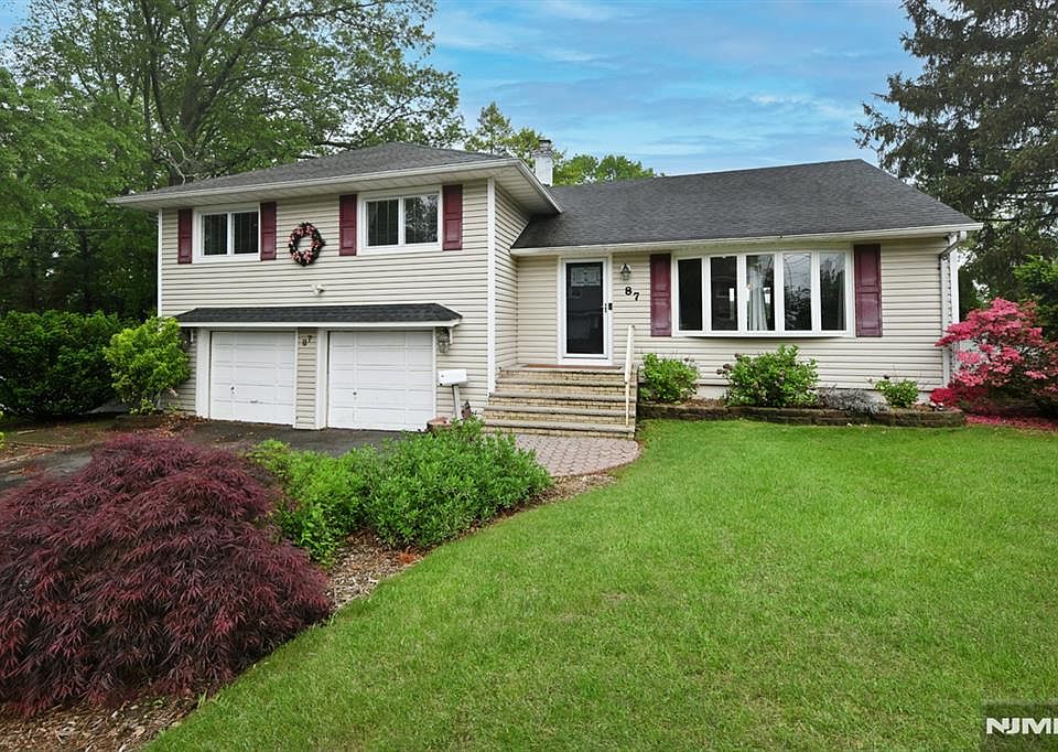 1st image of 87 Revere Ave