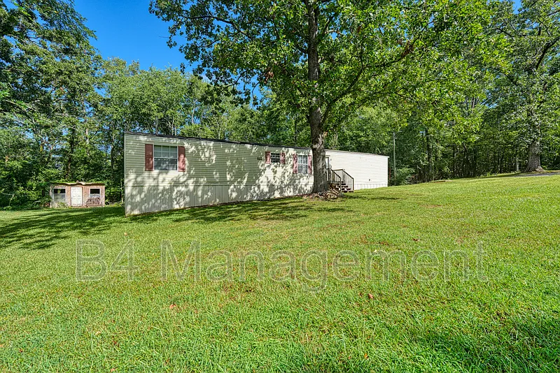 242 Dutchman Creek Rd