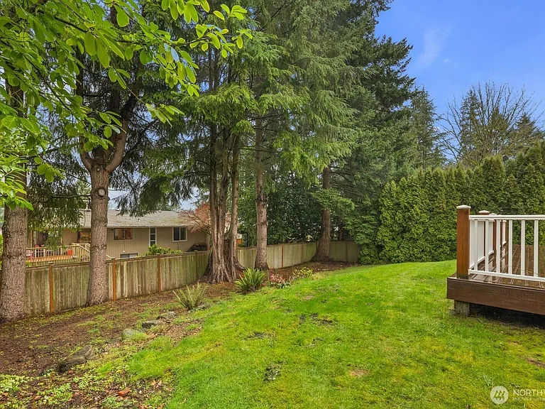 15132 SE 48th Dr — Photo 12