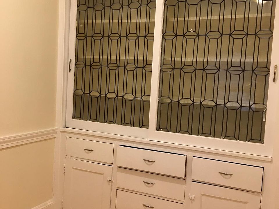 2nd image of 1465 Beacon St #1Y