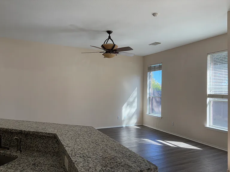 11501 Knapple Cv — Photo 15