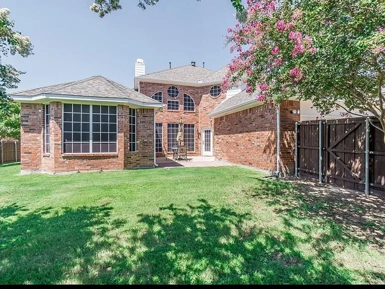 2712 Oakland Hills Dr — Photo 17