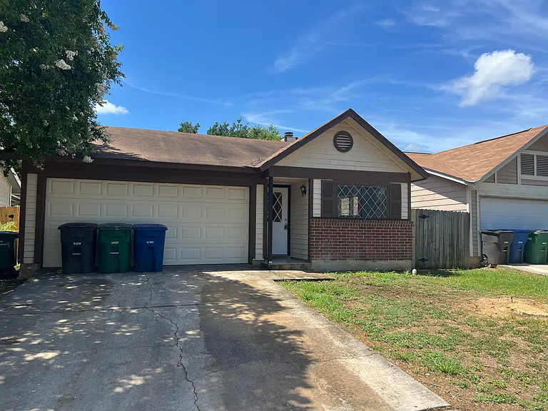 9446 Valley Rdg — Photo 2