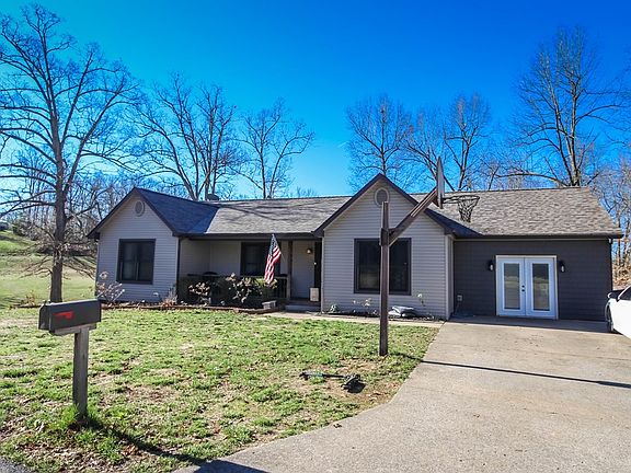2nd image of 126 Shady Oak Dr