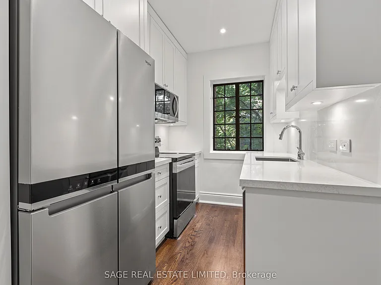 150 Balmoral Ave #502 — Photo 10