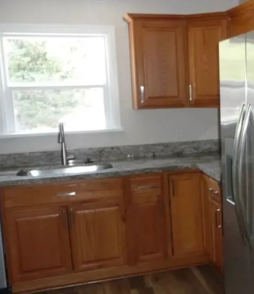 634 23rd St NE — Photo 3