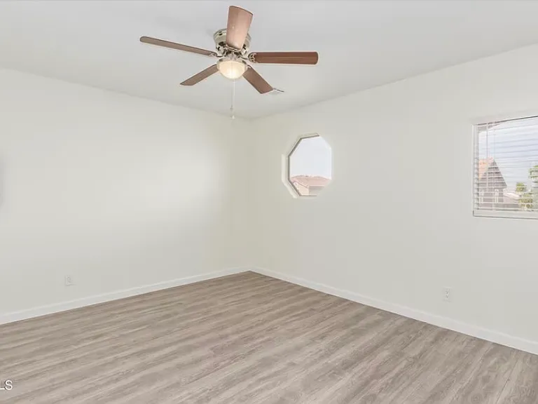 9329 W Highland Ave — Photo 3