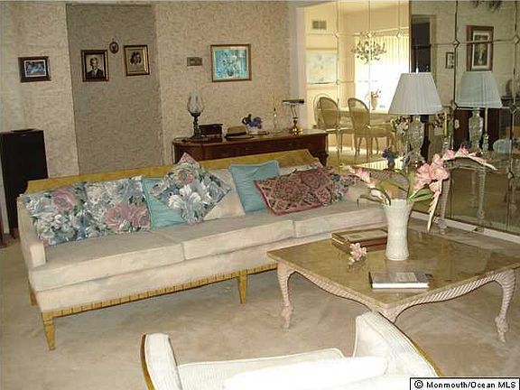 4th image of 892 Stratford Court #D
