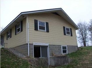 4507 Buehler Rd, Hastings, MI 49058