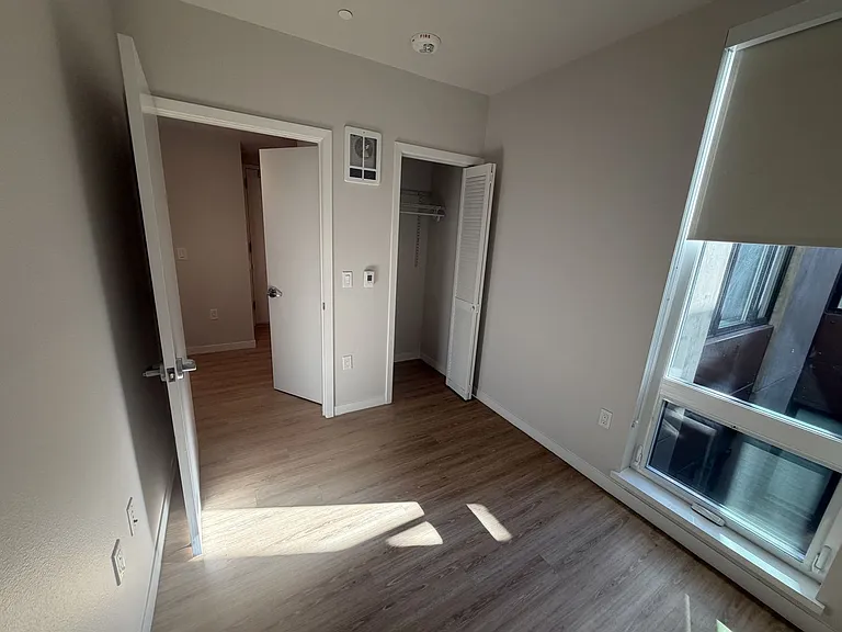 The Berkeley Place — Photo 39