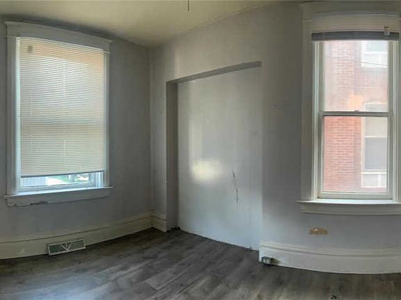 5th image of 2445 Cleveland Blvd